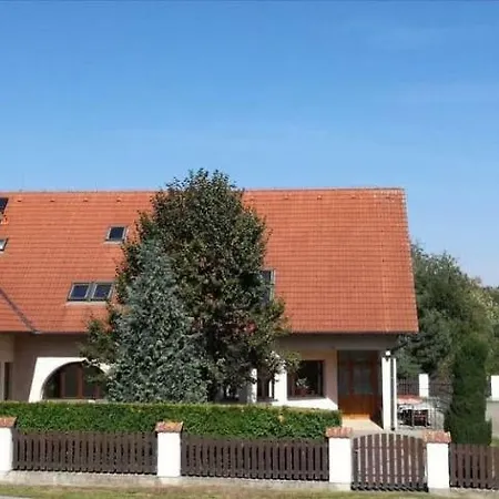 Zbilidy * Dusejov